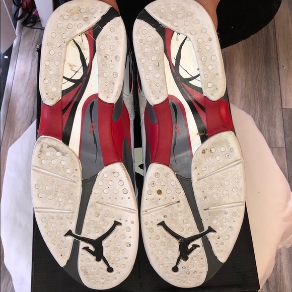 Jordan’s Bugs bunny 8’s Shoes - Picture 7 of 7